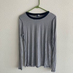 Black and white long sleeve shirt